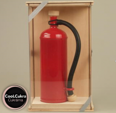 Dárková láhev - Hasící přístroj 0,35 l, červený – švestka 40 %